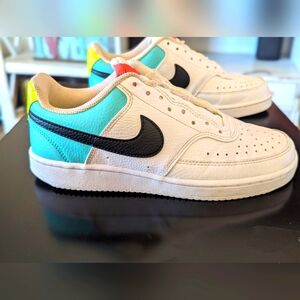 Women's Nike Sneakers